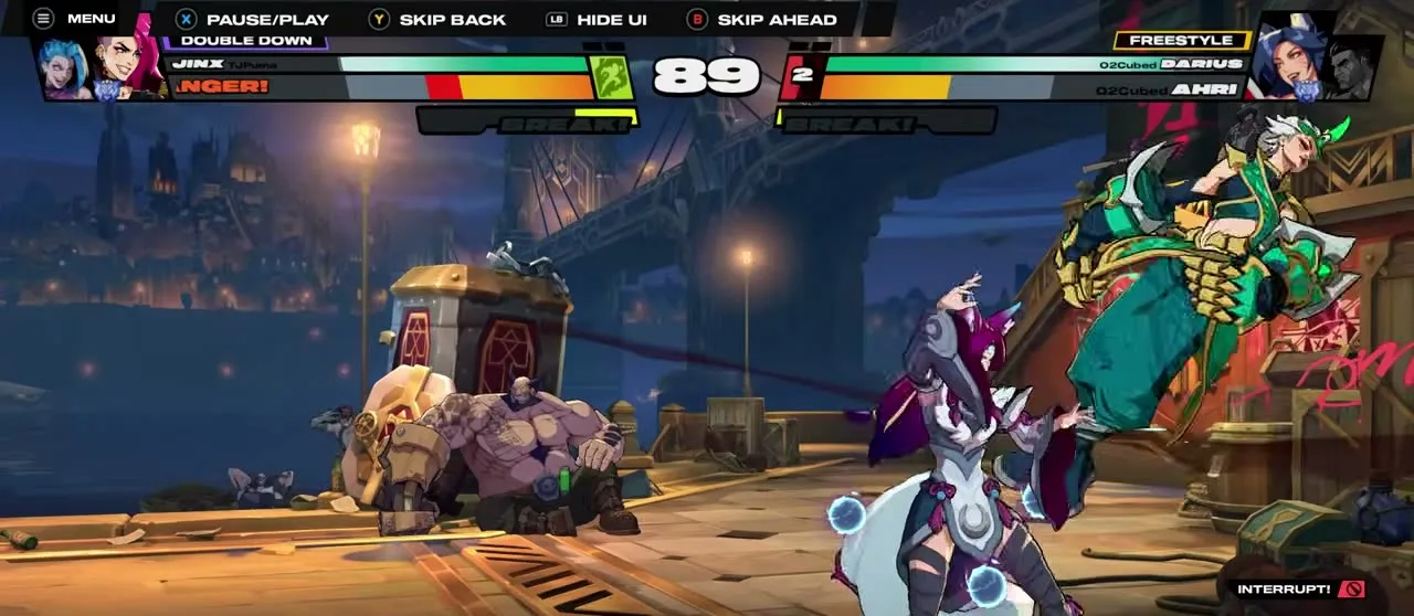 Vi catching an opponent with a delayed crouching medium, INTERRUPT indicator on screen